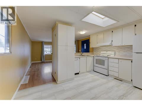 Photo 9 of 1929 97 Highway S Unit# 45, Lakeview Heights, West Kelowna