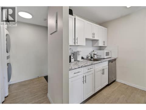 Photo 4 of 737 Leon Avenue Unit# 1007, Kelowna North