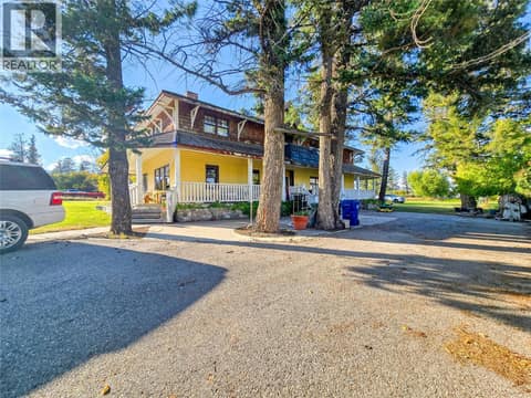 Photo 15 of 1018 5th Street, Invermere