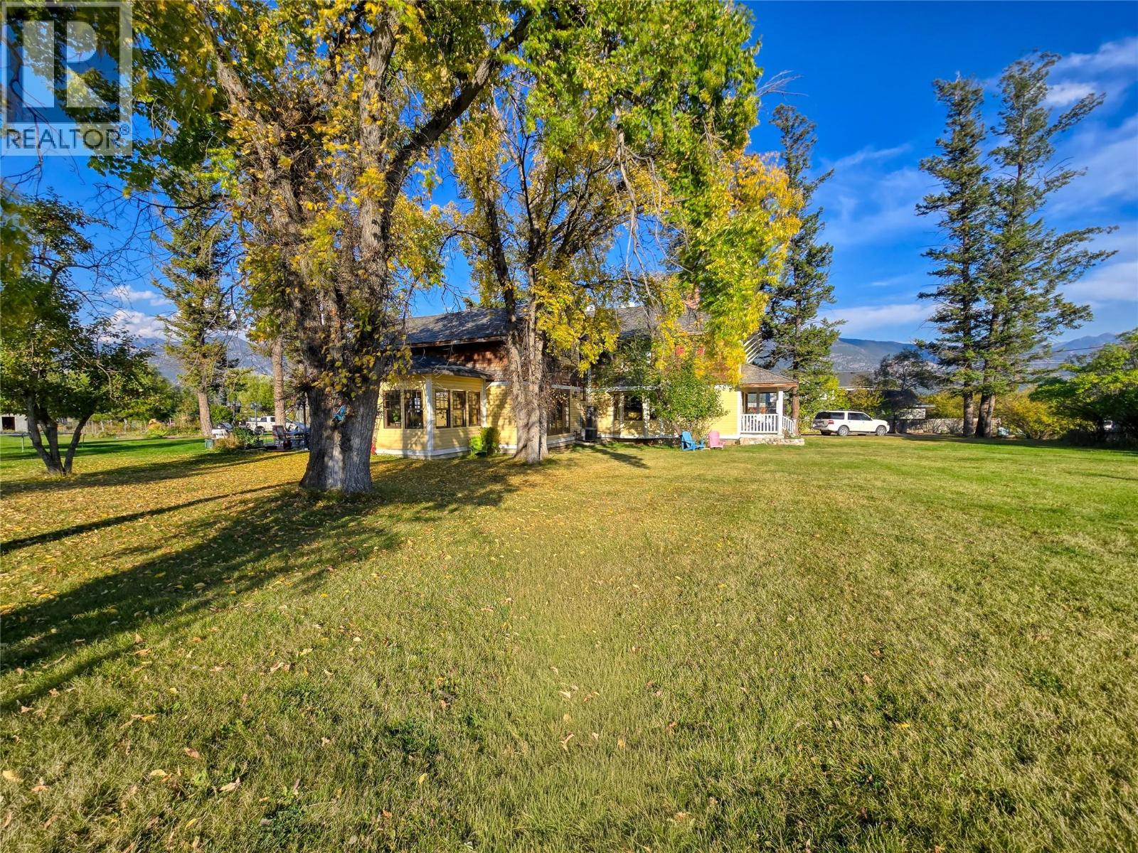 Photo 24 of 1018 5th Street, Invermere