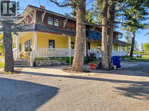 Photo 25 of 1018 5th Street, Invermere