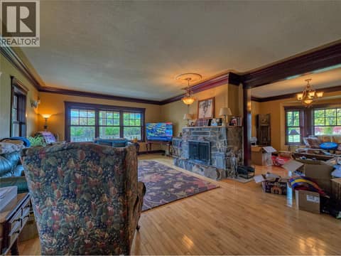 Photo 27 of 1018 5th Street, Invermere