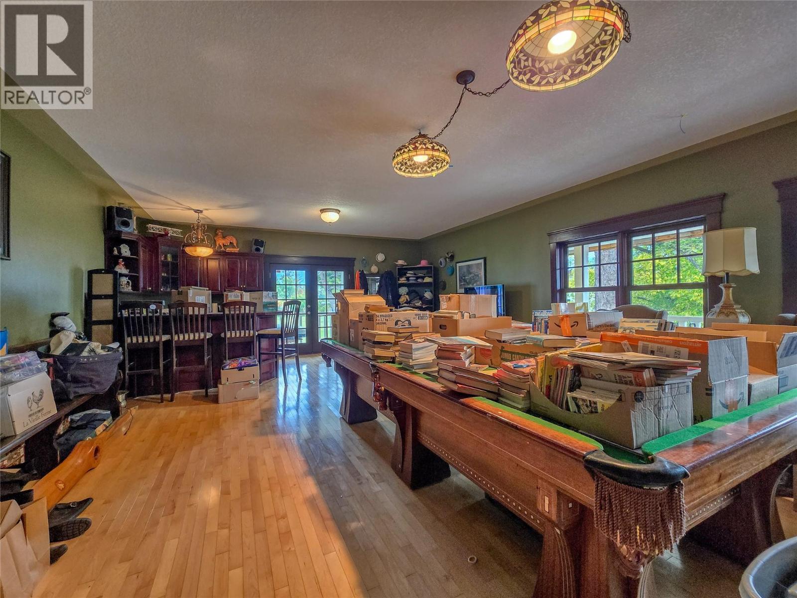 Photo 34 of 1018 5th Street, Invermere