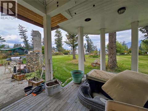 Photo 38 of 1018 5th Street, Invermere