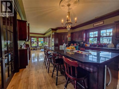 Photo 4 of 1018 5th Street, Invermere