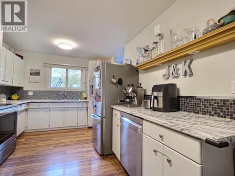 Photo 7 of 871 MCQUEEN Drive, Westsyde, Kamloops