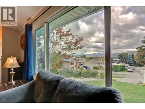 Photo 21 of 5723 Richards Crescent, North BX, Vernon