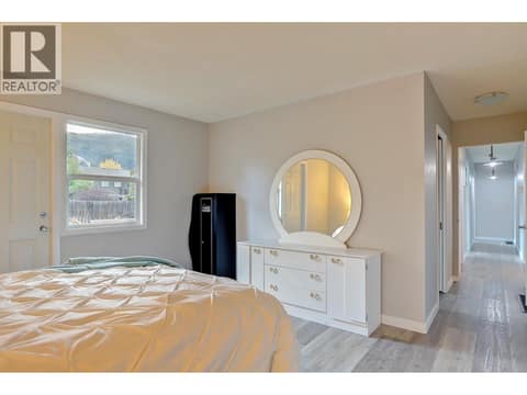Photo 25 of 5723 Richards Crescent, North BX, Vernon
