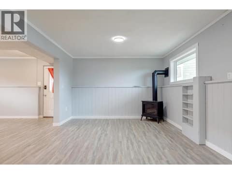 Living space in Suite at 5723 Richards Crescent, North BX, Vernon