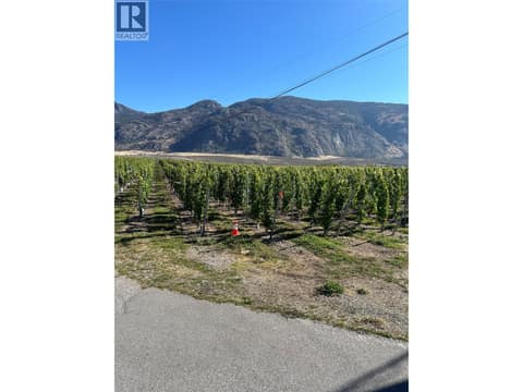 Photo 3 of 9425 87TH Street, Osoyoos