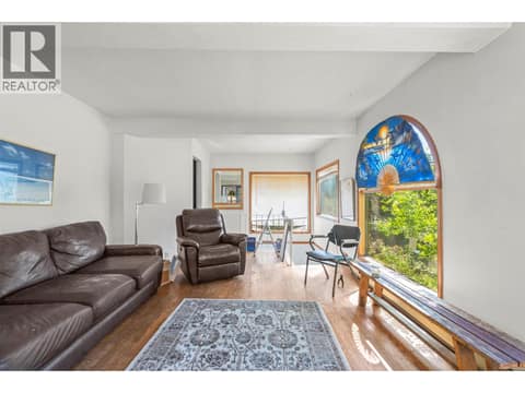 Photo 12 of 345 Poplar Point Drive, Kelowna North
