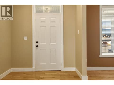 Photo 4 of 479 Middleton Way, Middleton Mountain Coldstream