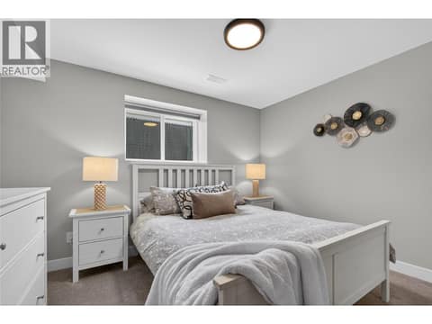 Photo 36 of 1070 MacCleave Avenue, Columbia/Duncan, Penticton