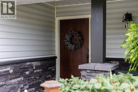 Photo 6 of 1931 Tinniswood Court, Sahali, Kamloops