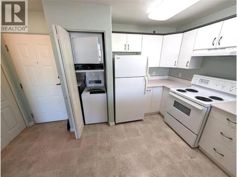 Photo 4 of 554 Seymour Street Unit# 411, South Kamloops