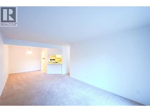 Living room to dining room at 337 MCKINNEY Road Unit# 107, Oliver