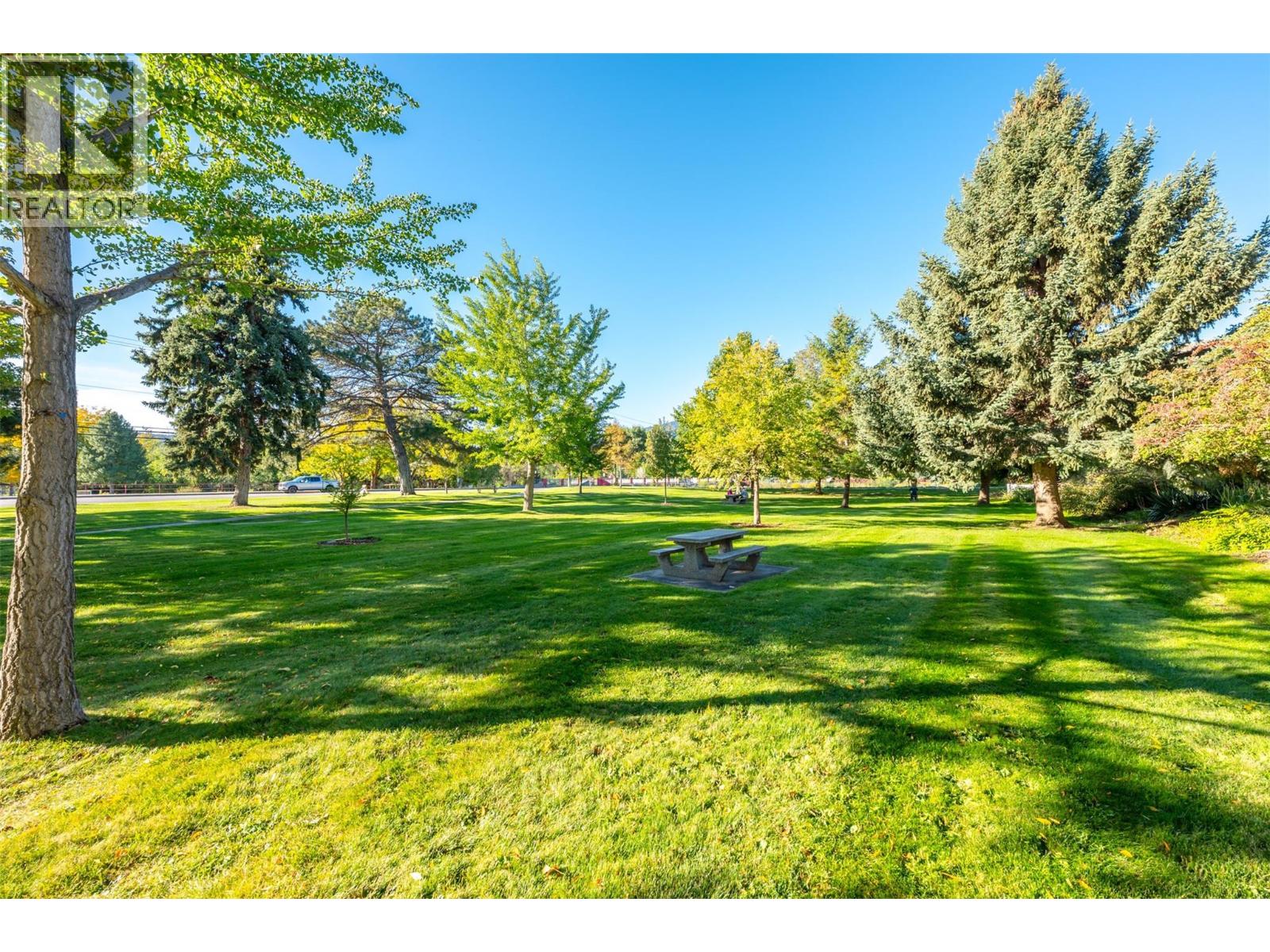 Park at 337 MCKINNEY Road Unit# 107, Oliver