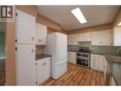 Photo 3 of 2855 Burns Avenue, Armstrong/ Spall.