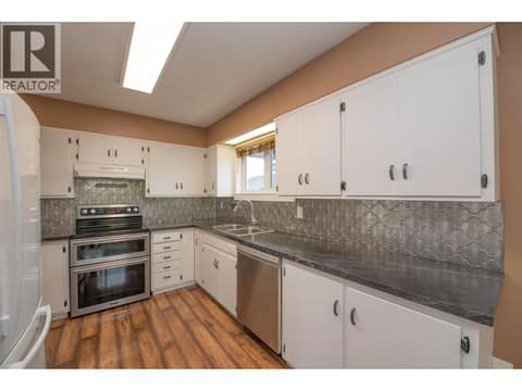 Photo 4 of 2855 Burns Avenue, Armstrong/ Spall.