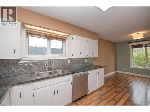Photo 6 of 2855 Burns Avenue, Armstrong/ Spall.