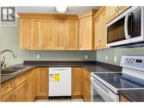 Photo 3 of 683 Victoria Street Unit# 407, South Kamloops