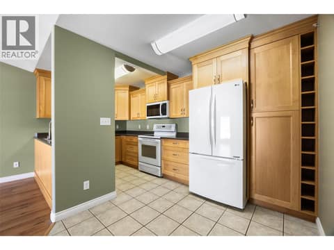 Photo 5 of 683 Victoria Street Unit# 407, South Kamloops