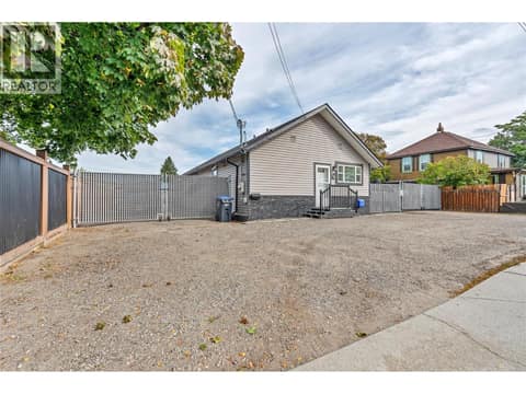 Photo 28 of 507 Duncan Avenue W, Main North, Penticton