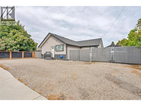 Photo 30 of 507 Duncan Avenue W, Main North, Penticton