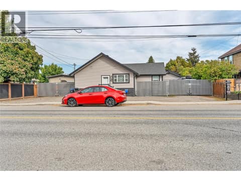 Photo 31 of 507 Duncan Avenue W, Main North, Penticton