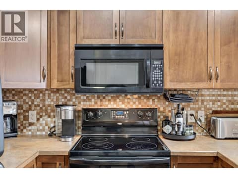 Photo 4 of 654 Cook Road Unit# 504, Lower Mission, Kelowna