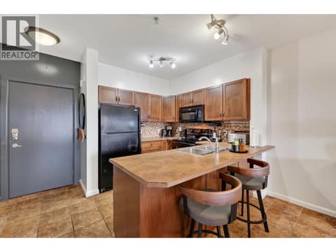 Photo 6 of 654 Cook Road Unit# 504, Lower Mission, Kelowna