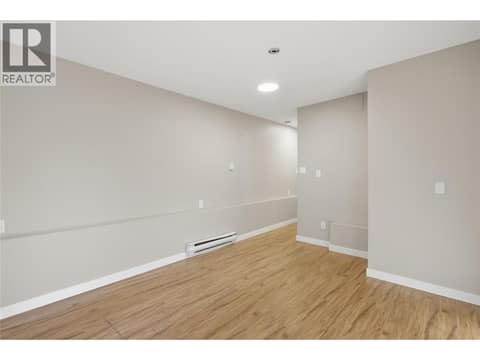 Photo 12 of 2231/2233 Valleyview Drive, Valleyview, Kamloops