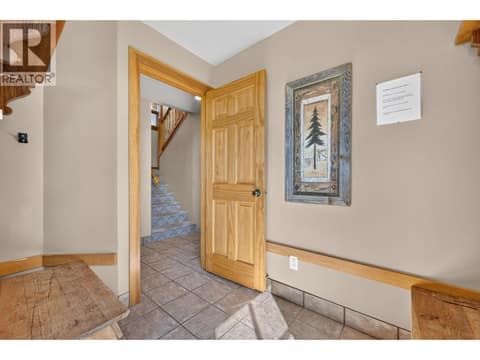 Photo 5 of 200 Moonshine Crescent Unit# 11, Big White