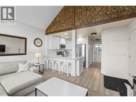 Photo 3 of 5977 Snow Pines Crescent Unit# 116C, Big White