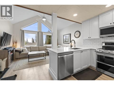 Photo 9 of 5977 Snow Pines Crescent Unit# 116C, Big White