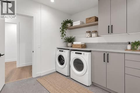 Virtually staged at 3300 Lakeshore Road Unit# PH1406, Lower Mission, Kelowna