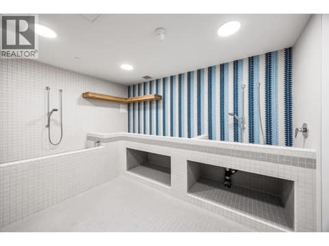 Pet wash at 3699 Capozzi Road Unit# PH6, Lower Mission, Kelowna