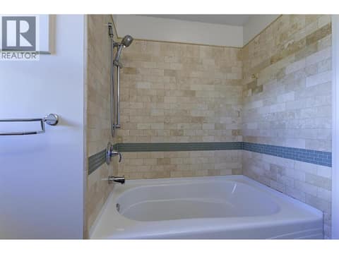 Photo 21 of 565 Dougall Road S, Rutland South, Kelowna