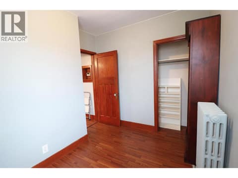 Photo 12 of 156 Nanaimo Avenue E, Main North, Penticton