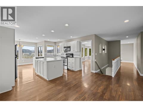 Photo 21 of 657 Royal View Drive, Glenmore, Kelowna
