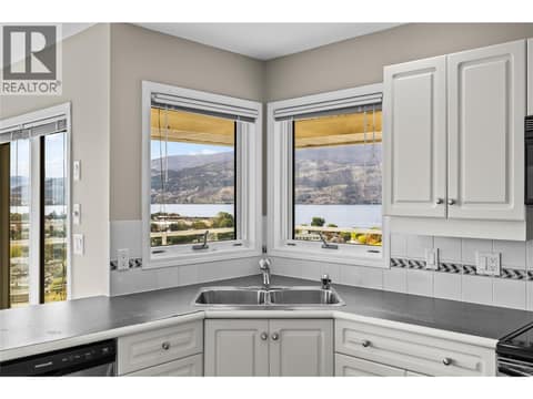 Photo 34 of 657 Royal View Drive, Glenmore, Kelowna