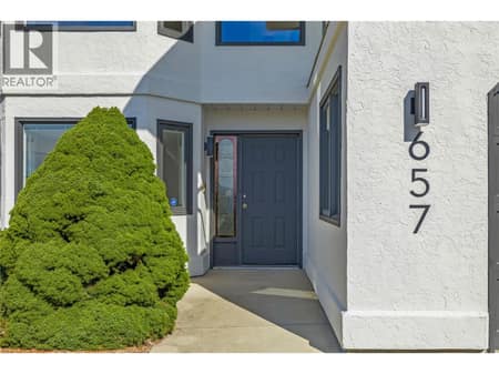 Photo 6 of 657 Royal View Drive, Glenmore, Kelowna