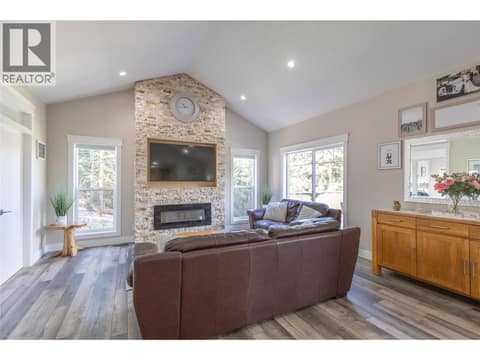 Photo 28 of 4006 Coachwood Close, Mun of Coldstream