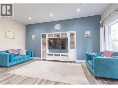 Photo 56 of 4006 Coachwood Close, Mun of Coldstream