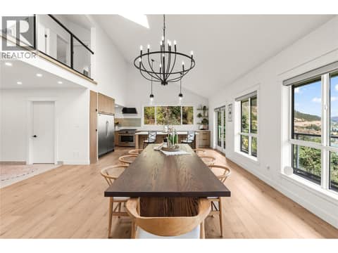 Family Dinners at 16904 Gatzke Road, Lake Country East / Oyama