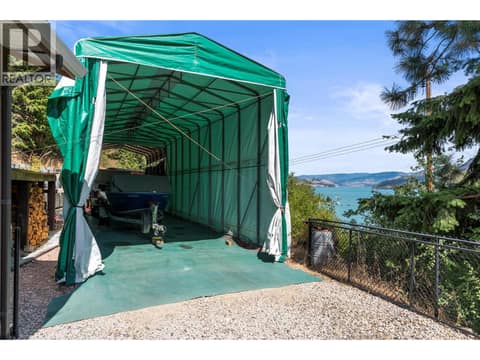 Need to See The Space - COVERED  for the Toys, RV at 16904 Gatzke Road, Lake Country East / Oyama