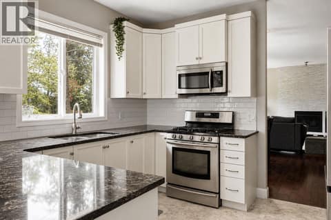 Photo 13 of 2166 Shannon Woods Way, Shannon Lake, West Kelowna