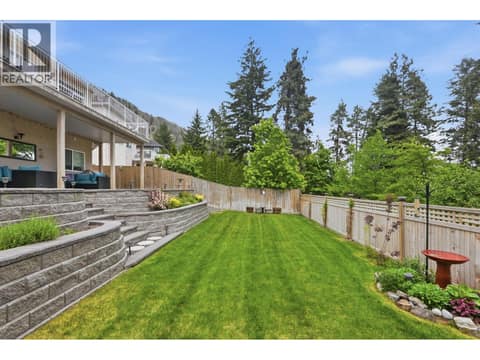 Beautifully Landscaped yard at 2166 Shannon Woods Way, Shannon Lake, West Kelowna