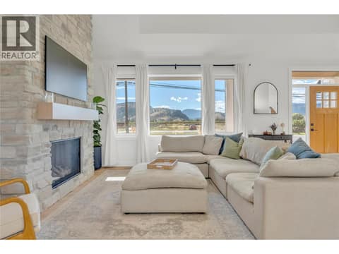Photo 10 of 9294 JONES FLAT Road, Main Town, Summerland