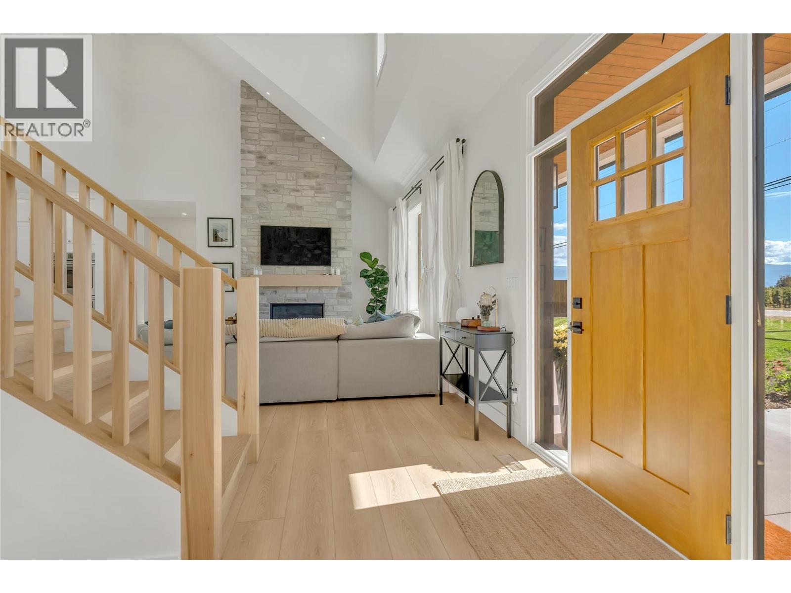Photo 6 of 9294 JONES FLAT Road, Main Town, Summerland
